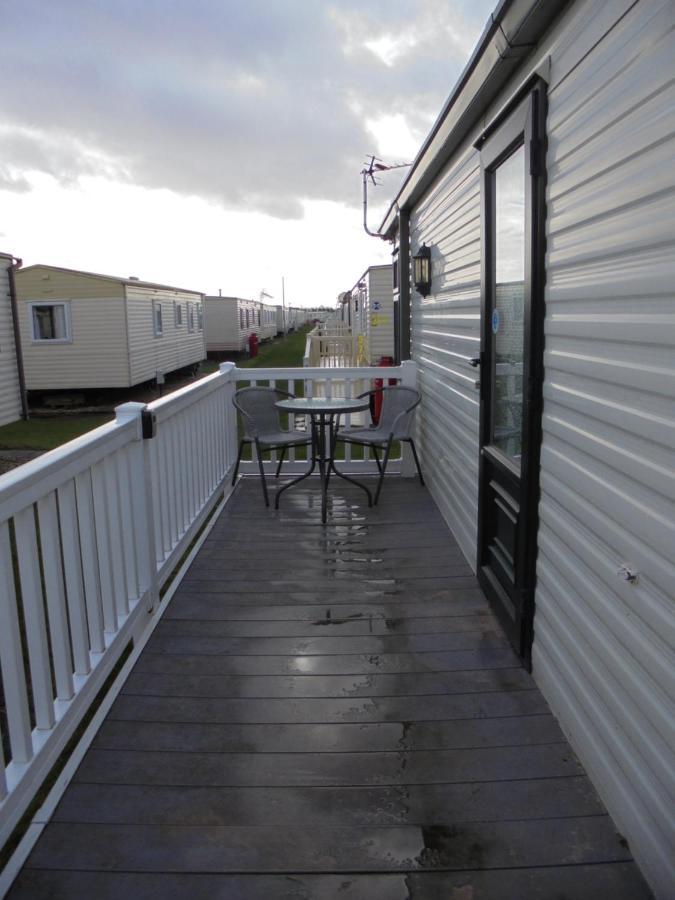 צ'אפל סנט לאונרדס 8 Berth Central Heated Golden Palm מראה חיצוני תמונה