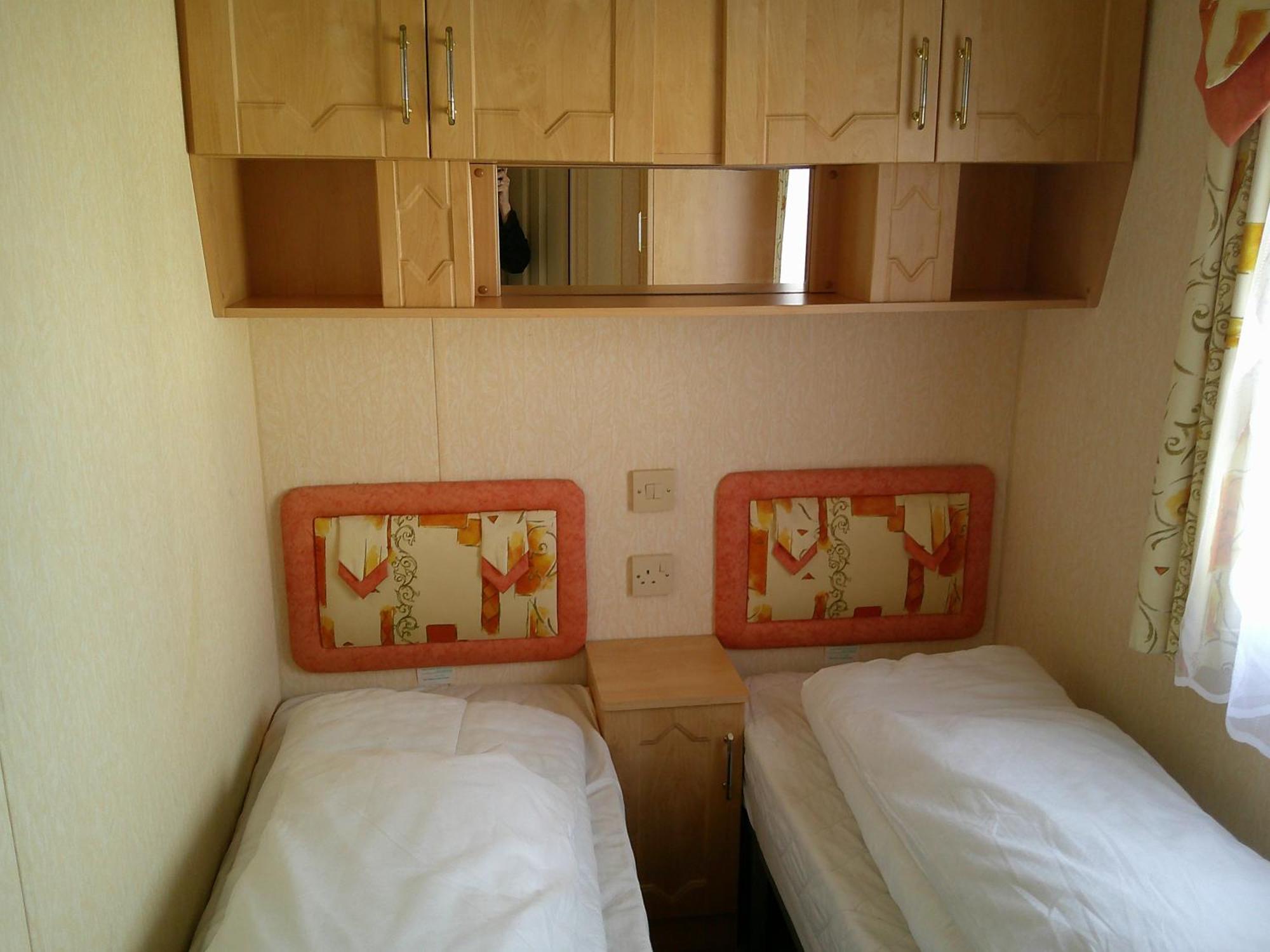 צ'אפל סנט לאונרדס 8 Berth Central Heated Golden Palm מראה חיצוני תמונה