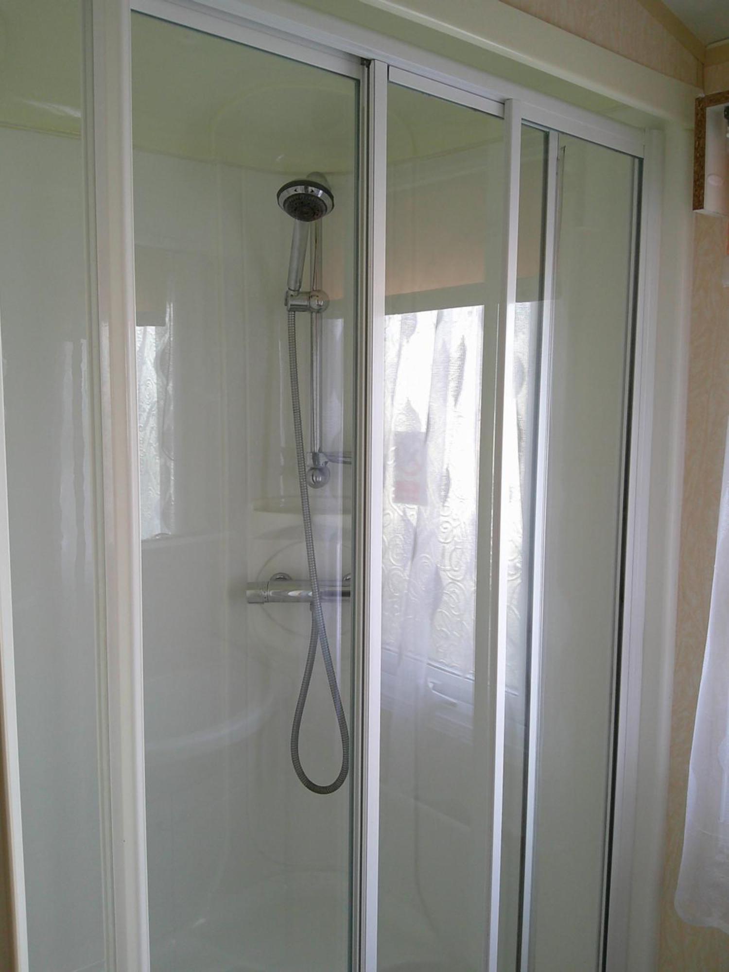 צ'אפל סנט לאונרדס 8 Berth Central Heated Golden Palm מראה חיצוני תמונה